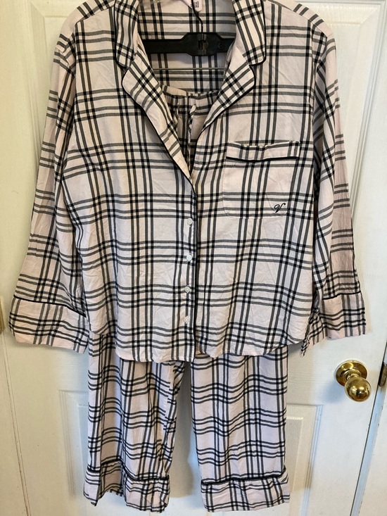 Victoria's Secret Other - Victoria's Secret Pink and Black Plaid Two-Piece Pajama Set